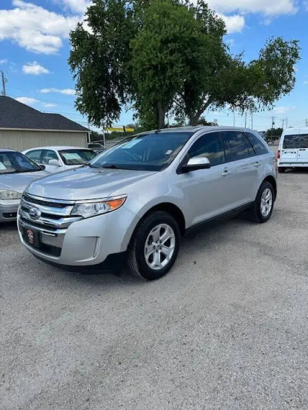 2013 Ford Edge SEL photo 1