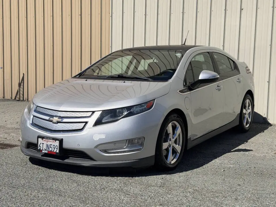 2012 Chevrolet Volt Base photo 3