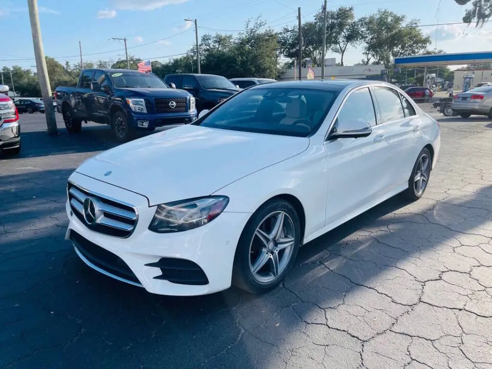 2017 Mercedes-Benz E-Class E300 photo 4