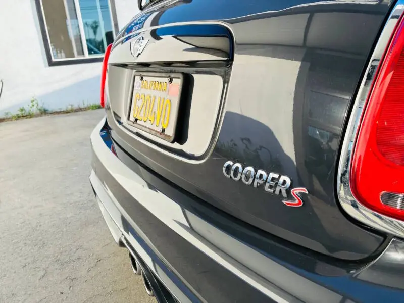 2014 MINI Cooper S photo 5