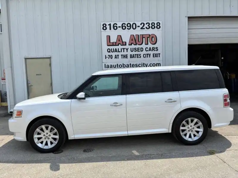 2011 Ford Flex SEL FWD's photo