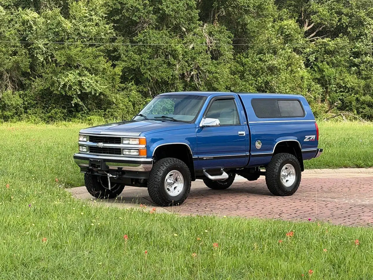 1997 Chevrolet K1500 CHEYENNE SWB SS's photo