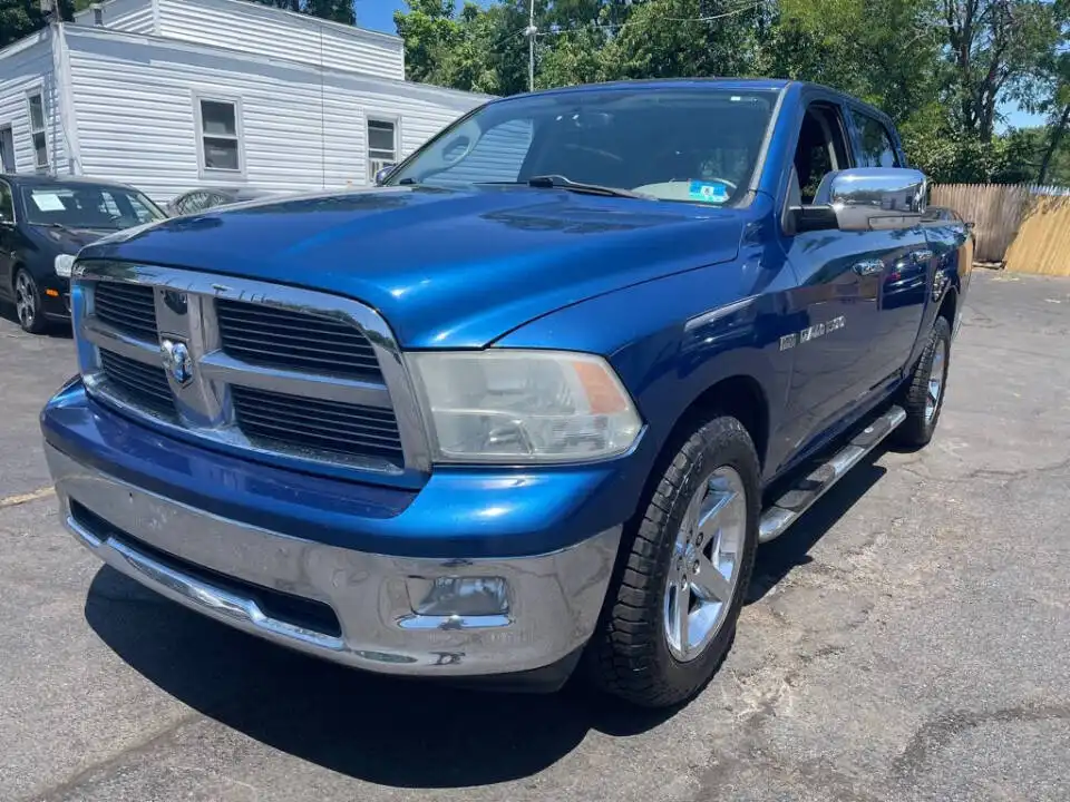 2011 RAM 1500 SLT 4x4 Crew Cab's photo