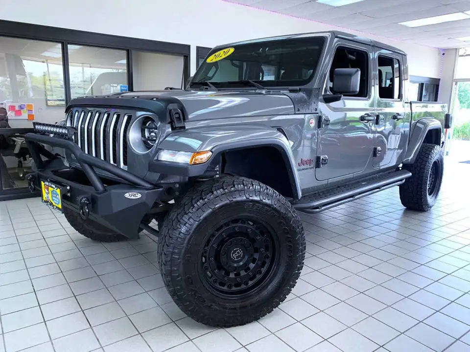2020 Jeep Gladiator Overland's photo