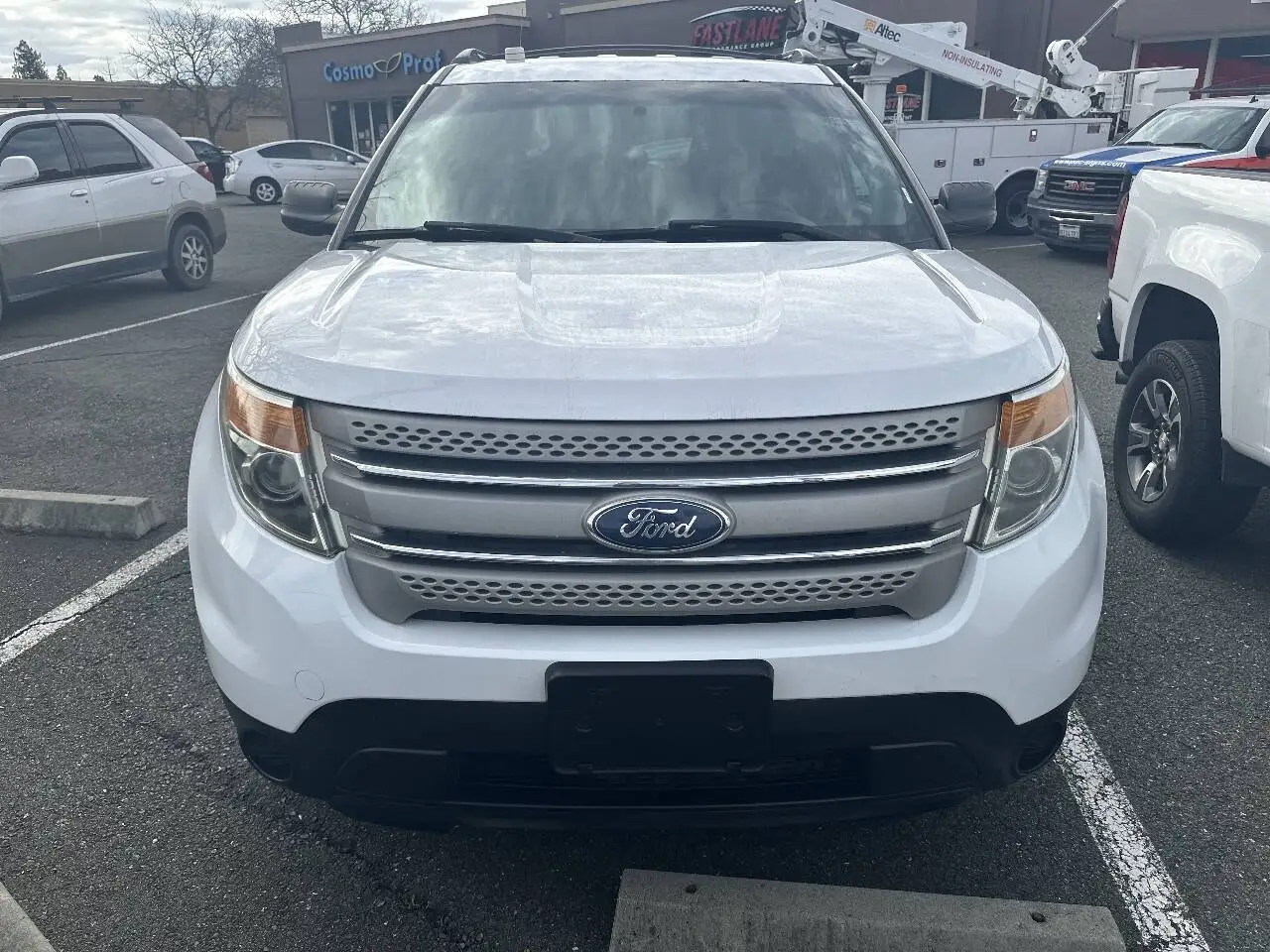 2014 Ford Explorer Base 4x4 photo 1