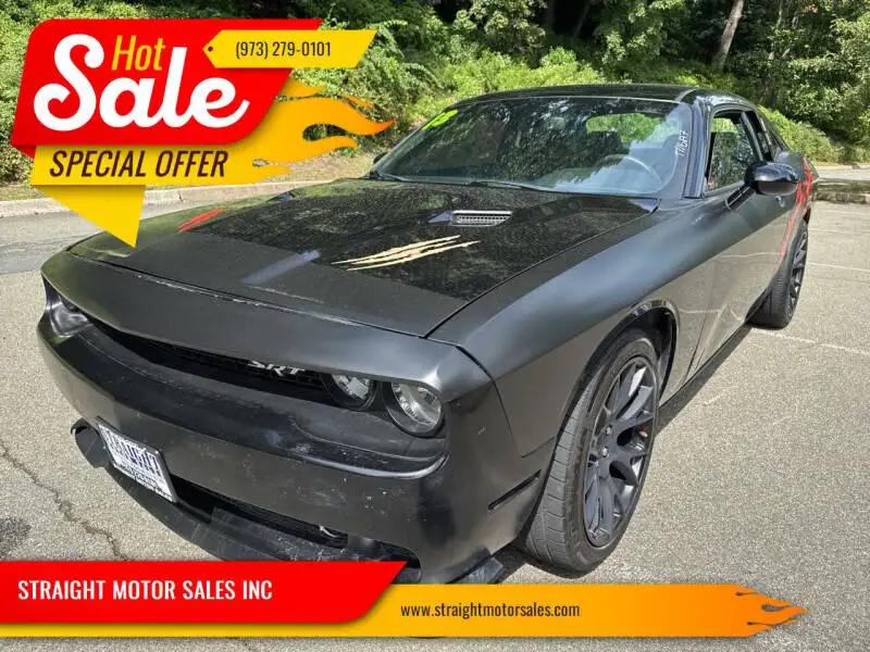2013 Dodge Challenger SXT's photo