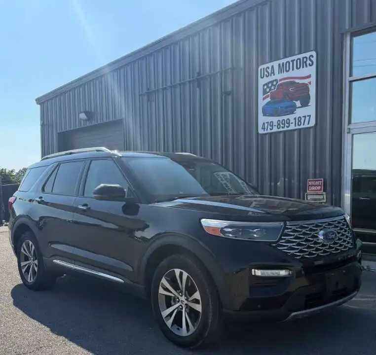 2020 Ford Explorer Platinum 4WD's photo