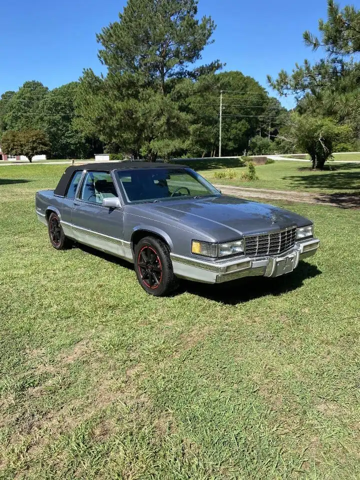 1991 Cadillac DeVille's photo