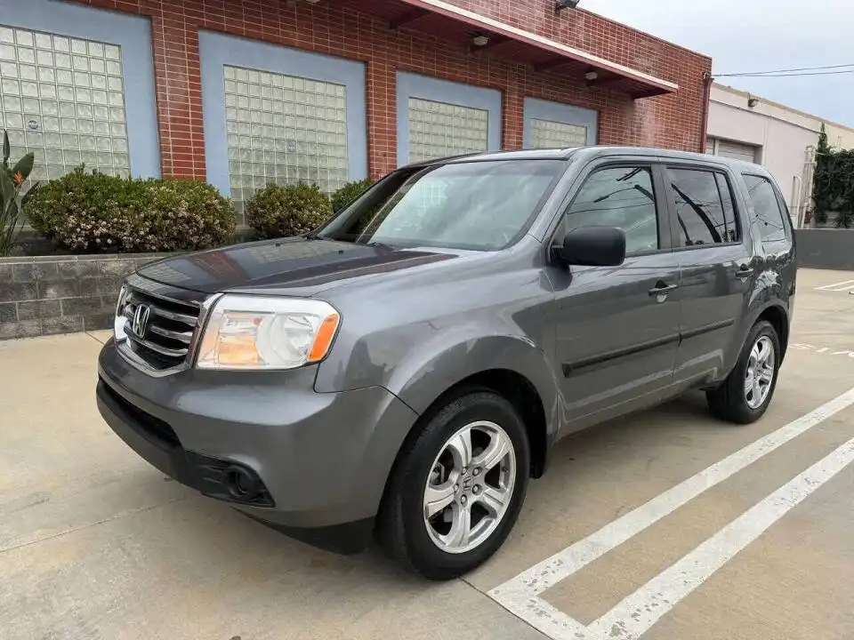 2012 Honda Pilot LX's photo