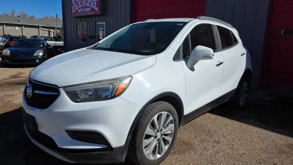 2017 Buick Encore Preferred's photo