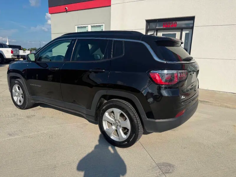 2019 Jeep Compass Latitude photo 4