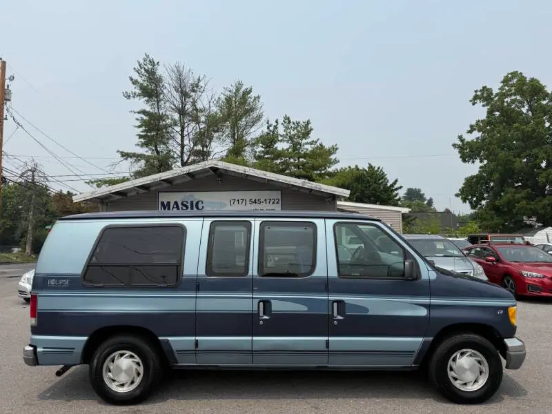 1998 Ford E-Series E-150 photo 3