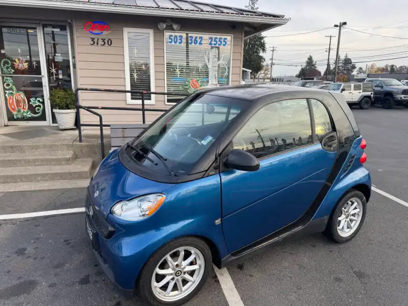 2009 smart fortwo pure's photo