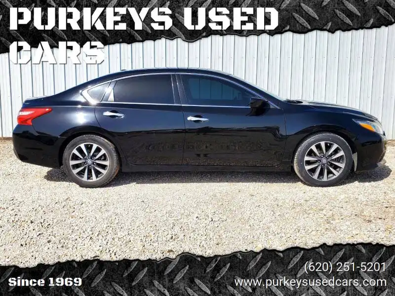 2017 Nissan Altima 2.5 SV's photo
