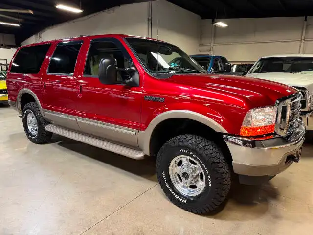 2002 Ford Excursion 6.8 Limited 4WD's photo