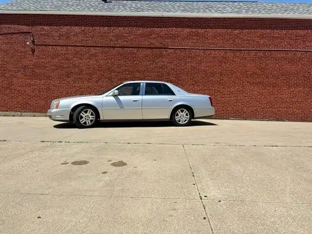 2002 Cadillac DeVille DHS's photo