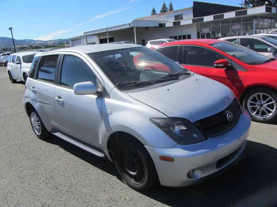 2004 Scion xA 4AT's photo