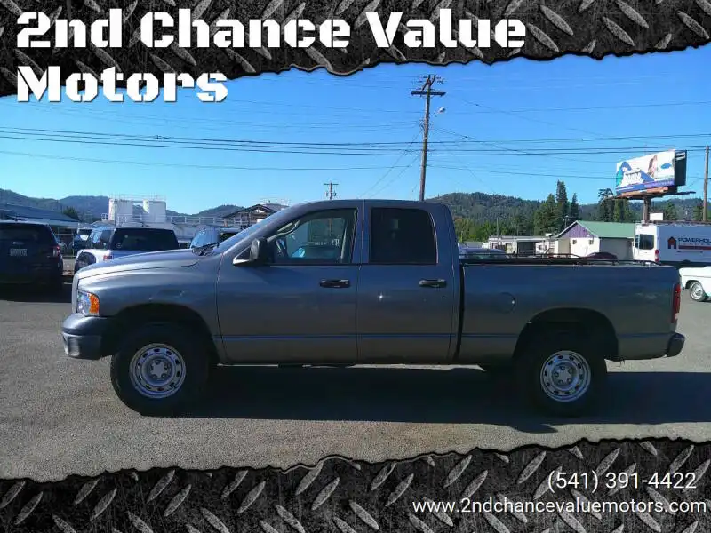 2005 Dodge Ram 1500 ST 4x4 Quad Cab SWB's photo