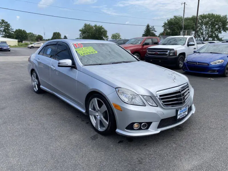 2010 Mercedes-Benz E-Class E350 Luxury 4MATIC photo 3