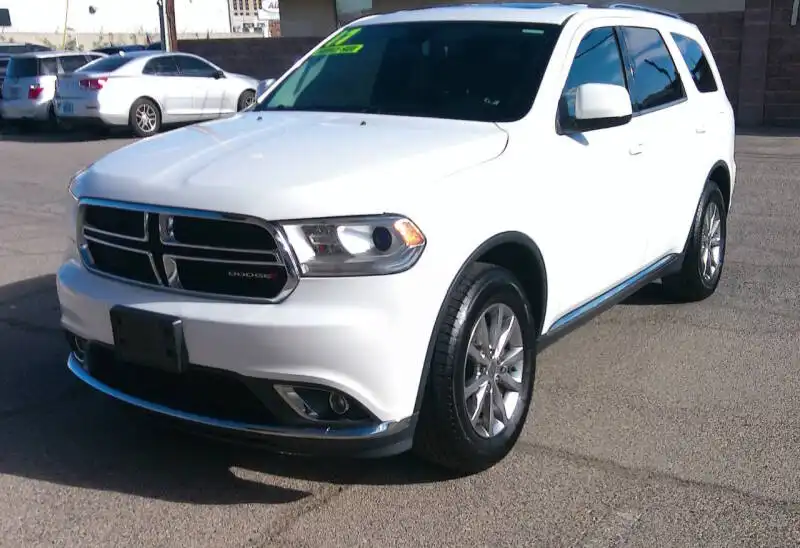 2017 Dodge Durango SXT RWD Plus's photo