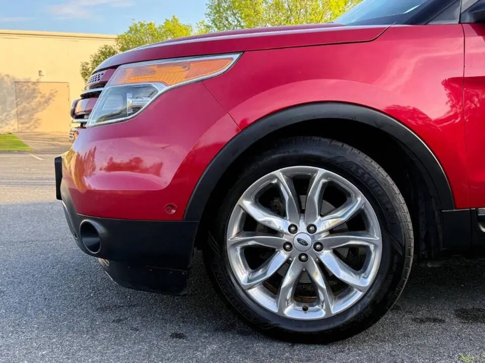 2012 Ford Explorer Limited photo 5