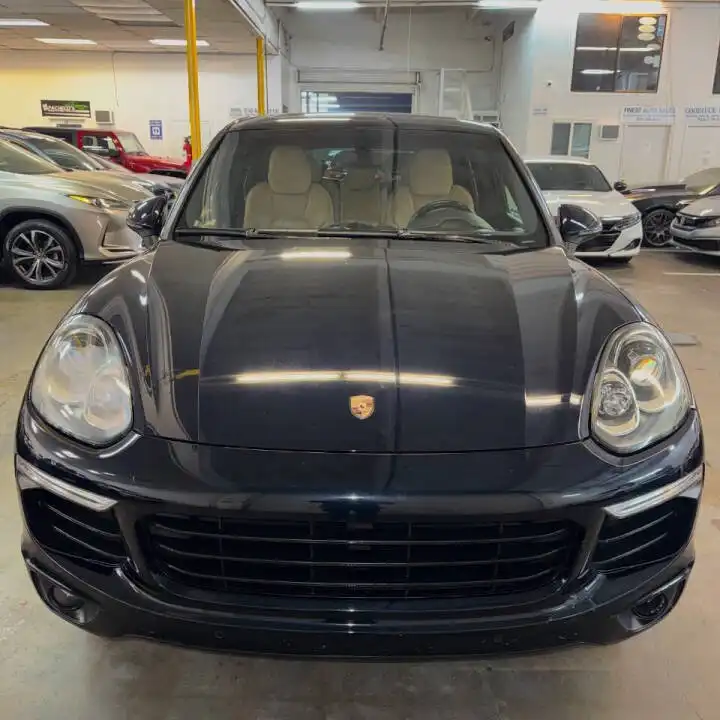 2016 Porsche Cayenne Tiptronic's photo