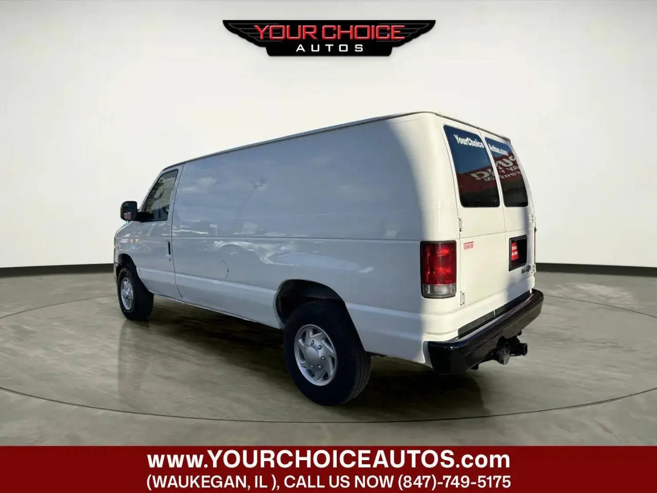 2012 Ford E-Series E-250 Van photo 5