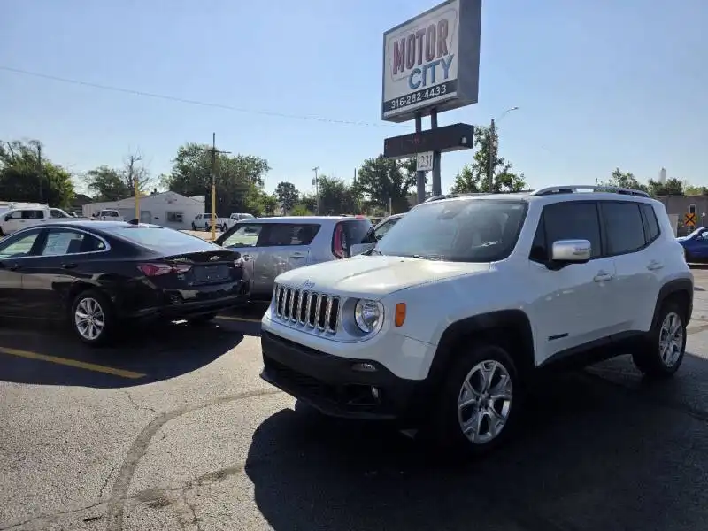 2015 Jeep Renegade Limited 4WD's photo