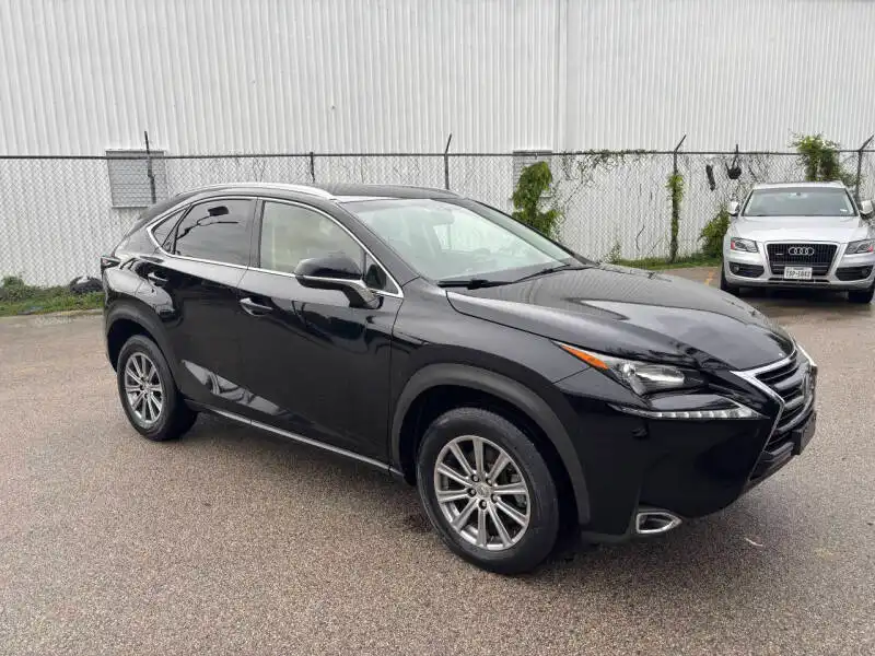 2016 Lexus NX 350 200t 4x2's photo
