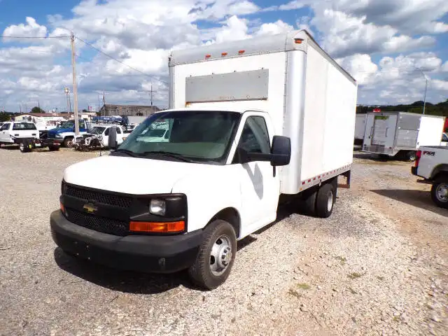 2016 Chevrolet Express 3500 159" WB's photo