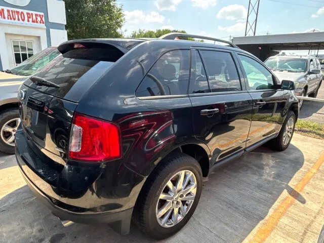 2013 Ford Edge SEL photo 3