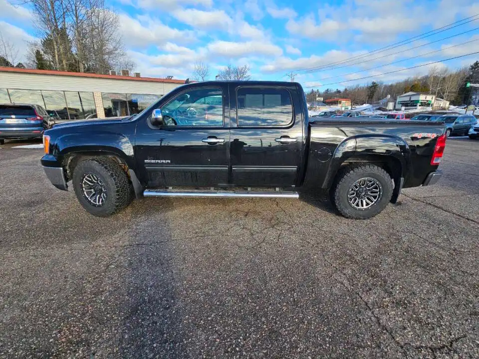 2012 GMC Sierra SLE 4WD Crew Cab SWB's photo