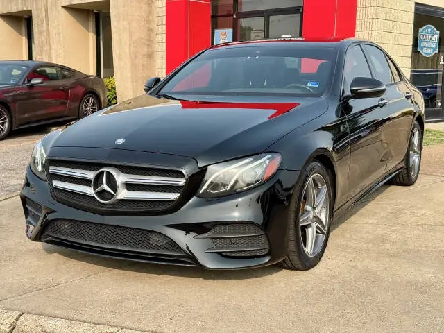 2017 Mercedes-Benz E-Class E300 photo 4