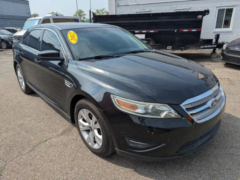 2012 Ford Taurus SEL FWD's photo