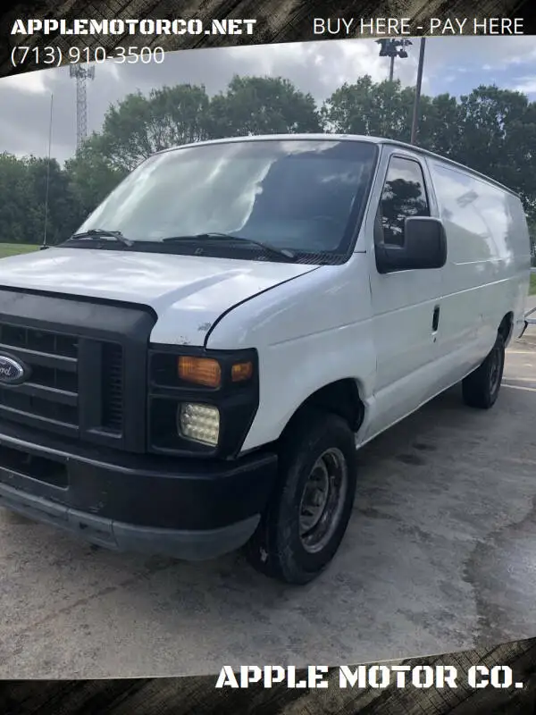 2011 Ford E-Series E-350 Super Duty Extended photo 1