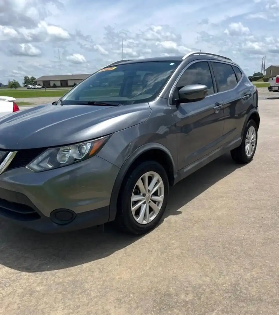 2018 Nissan Rogue Sport SV FWD's photo