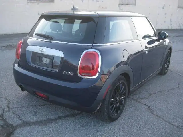 2015 MINI Cooper Base photo 5