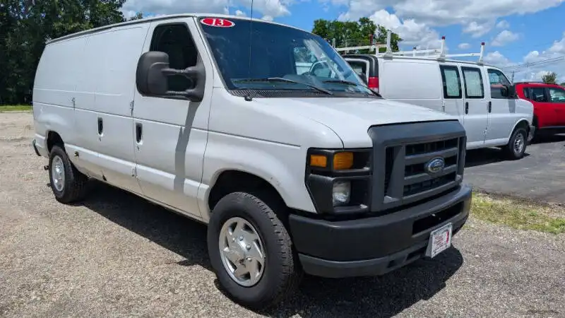 2013 Ford E-Series E-250 Van's photo