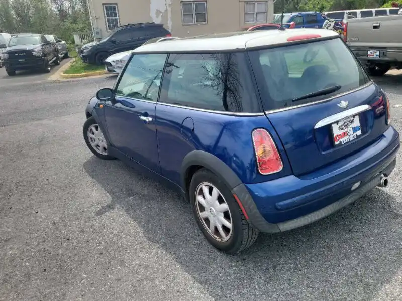 2004 MINI Cooper Cooper's photo