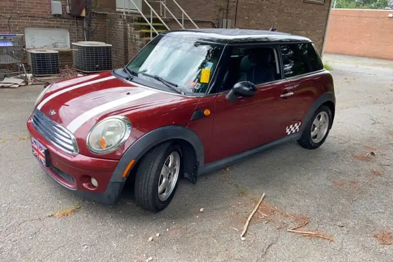 2009 MINI Cooper Base's photo