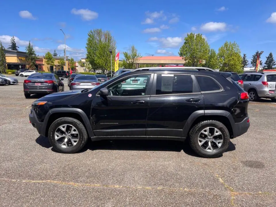 2017 Jeep Cherokee Trailhawk 4X4 photo 5