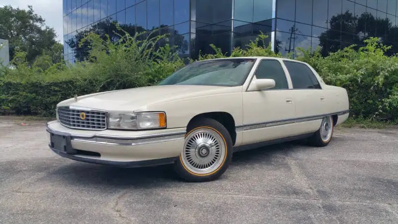 1995 Cadillac DeVille's photo
