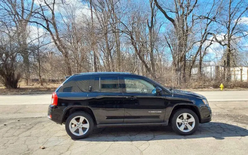 2012 Jeep Compass Latitude photo 4