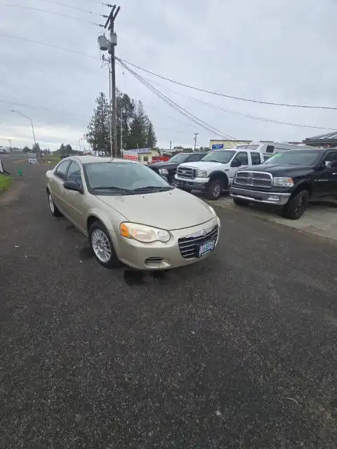 2005 Chrysler Sebring Base's photo