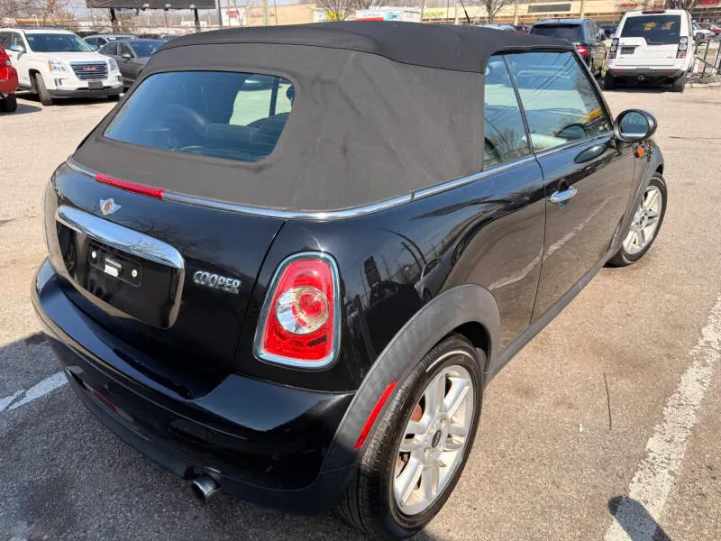 2014 MINI Cooper Base photo 3