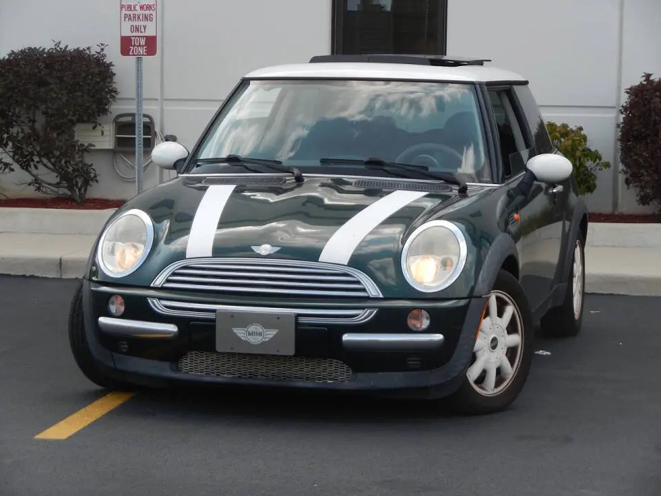 2004 MINI Cooper Cooper photo 4