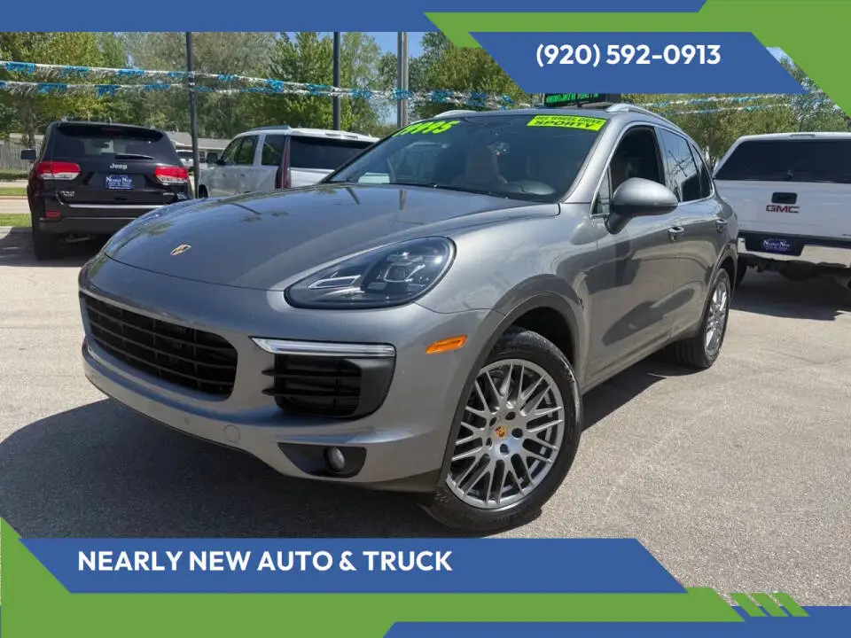 2017 Porsche Cayenne Base photo 1