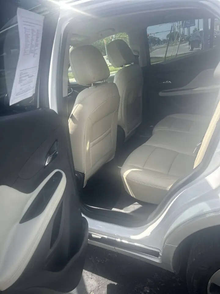 2019 Buick Encore Essence photo 5