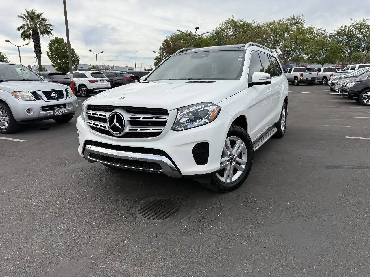 2019 Mercedes-Benz GLS GLS450's photo