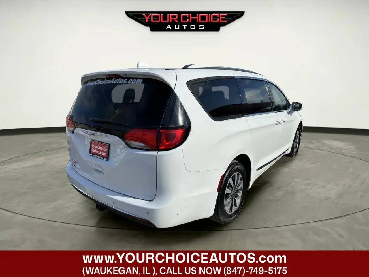 2020 Chrysler Pacifica Touring L Plus photo 5
